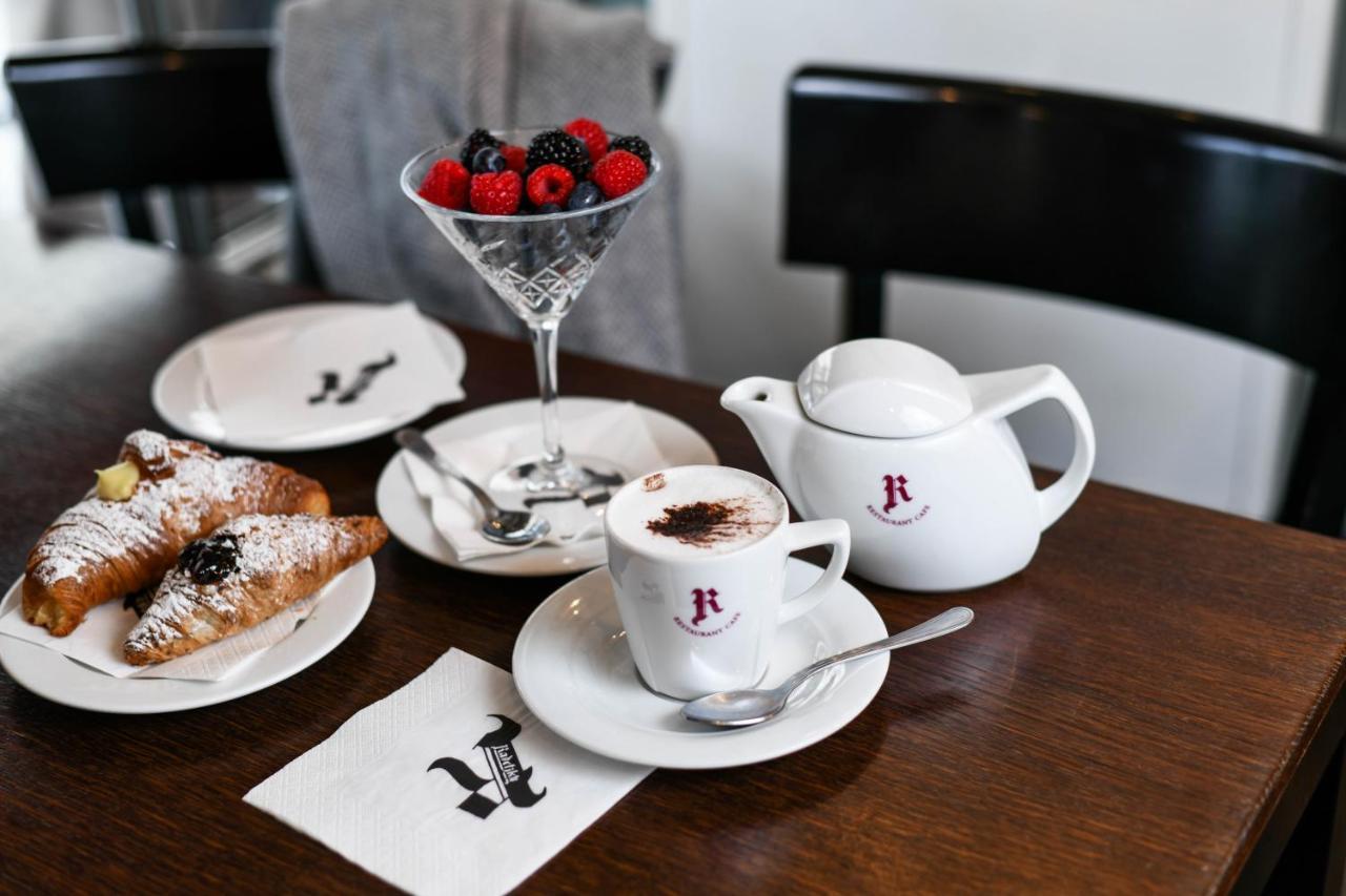 Alojamento de Acomodação e Pequeno-almoço Residenza Radetzky